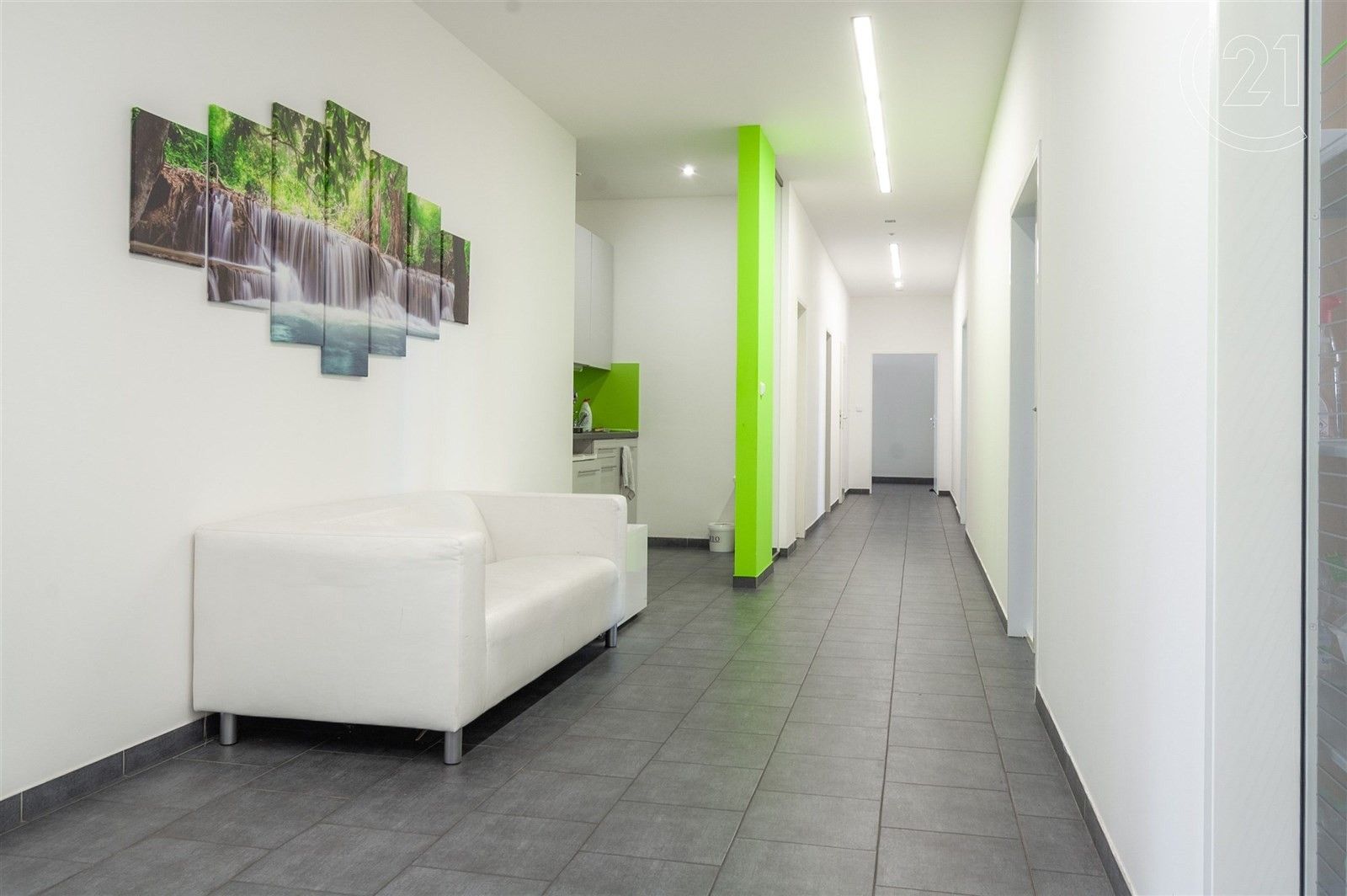 Kanceláře, Křižná, Valašské Meziříčí, 30 m²