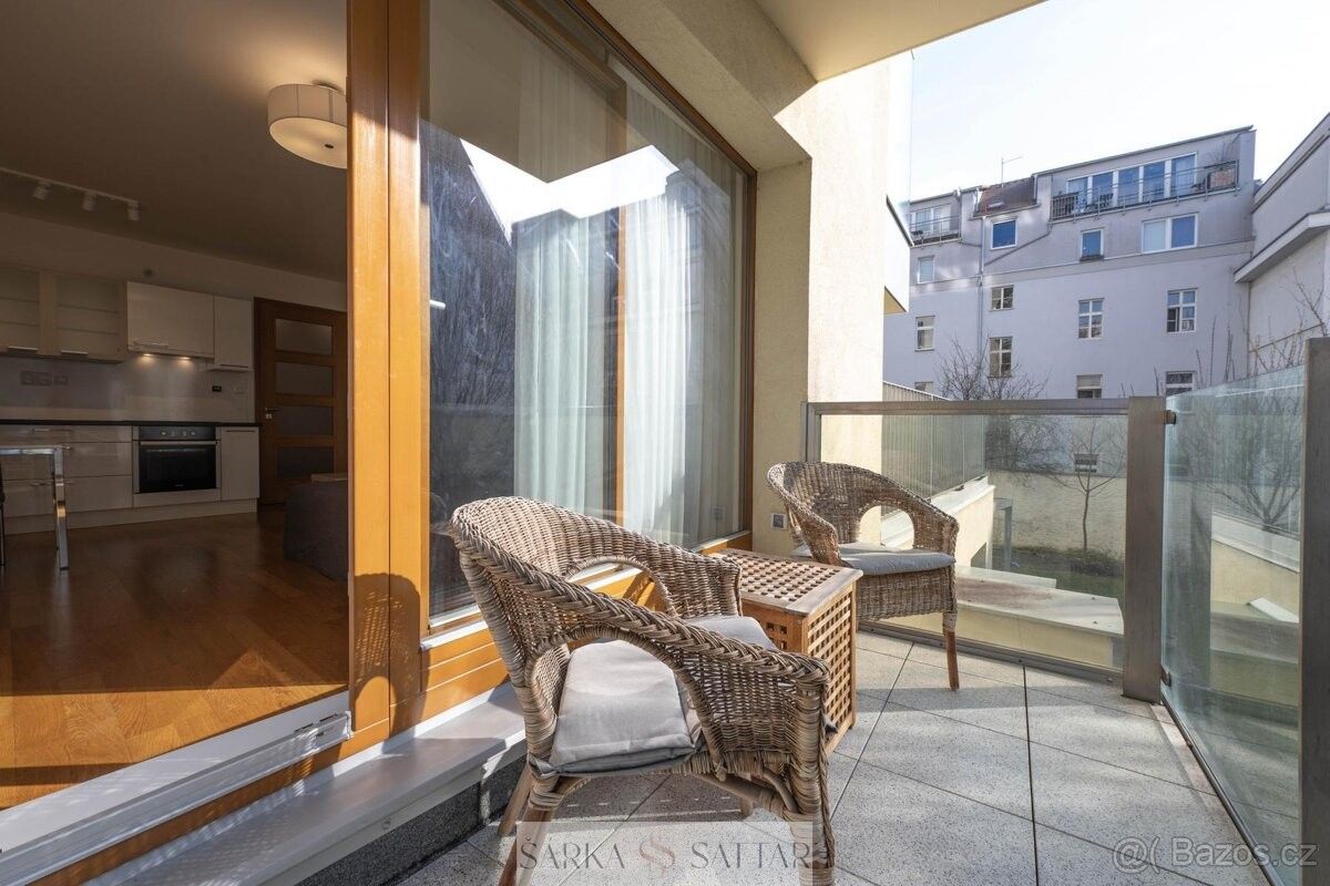 Pronájem byt - Praha, 170 00