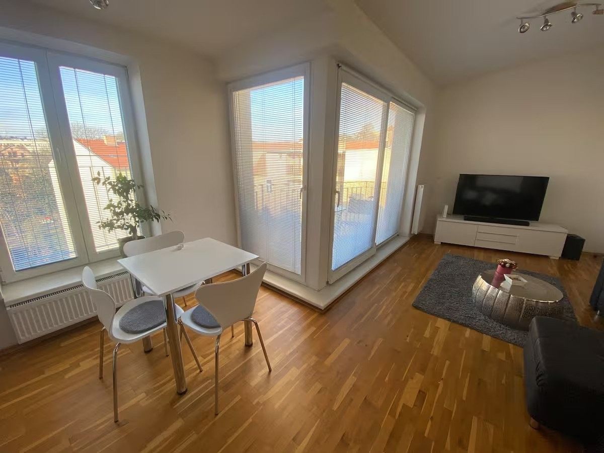 Pronájem byt 3+kk - Nové sady, Brno, 89 m²