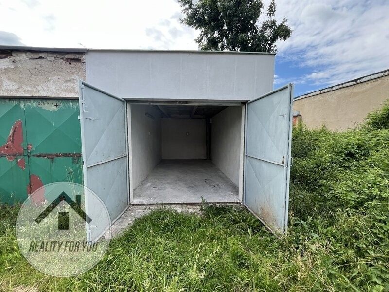 Pronájem garáž - Mladá Boleslav, 293 01