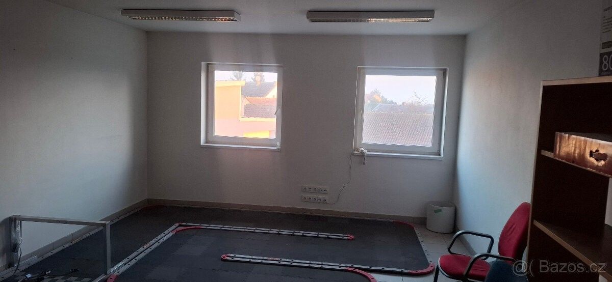 Kanceláře, Nehvizdy, 250 81