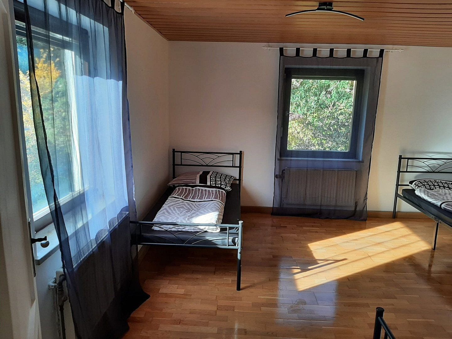 6+kk a více, Schönbrunn, Landshut Schönbrunn Bayern 84036, 100 m² - 1