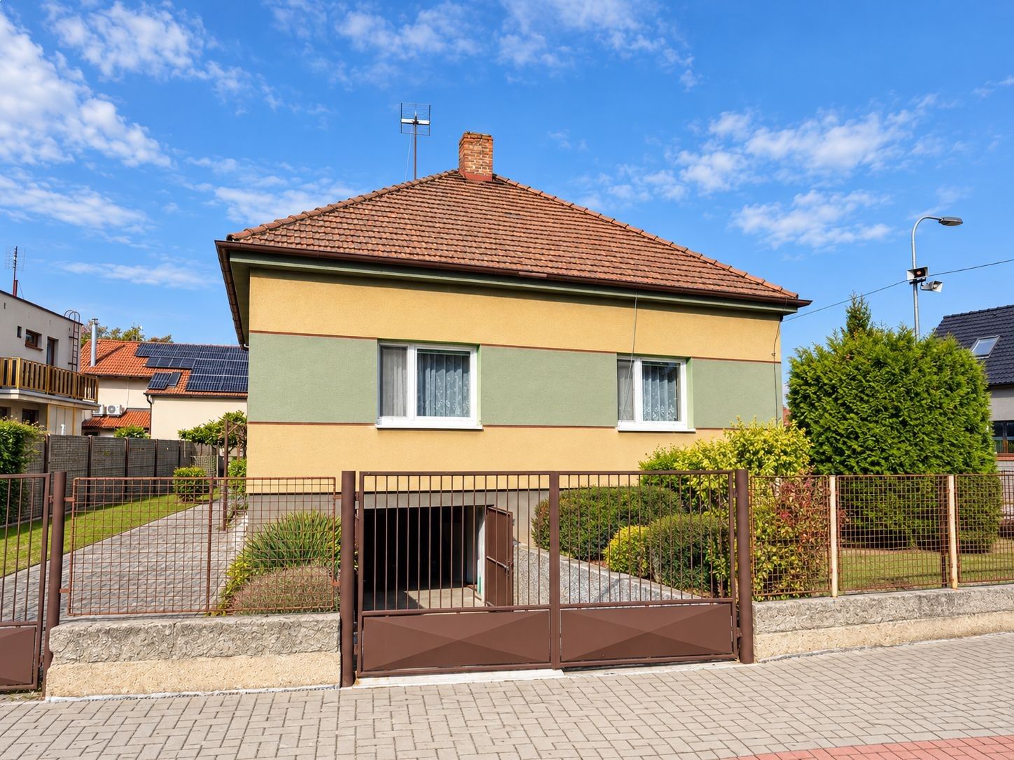 Rodinný dům, 300 m²