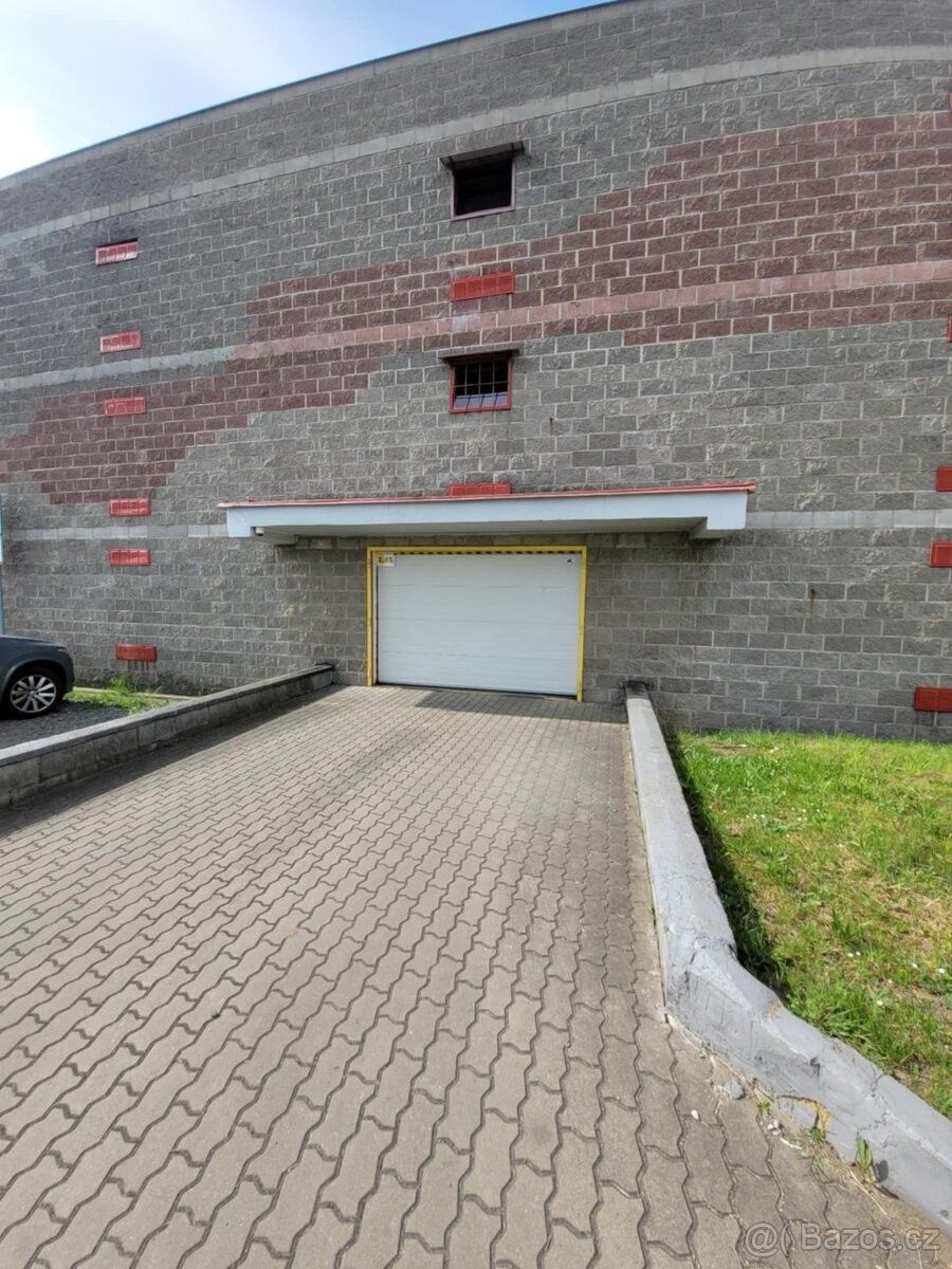 Garáže, Mladá Boleslav, 293 01