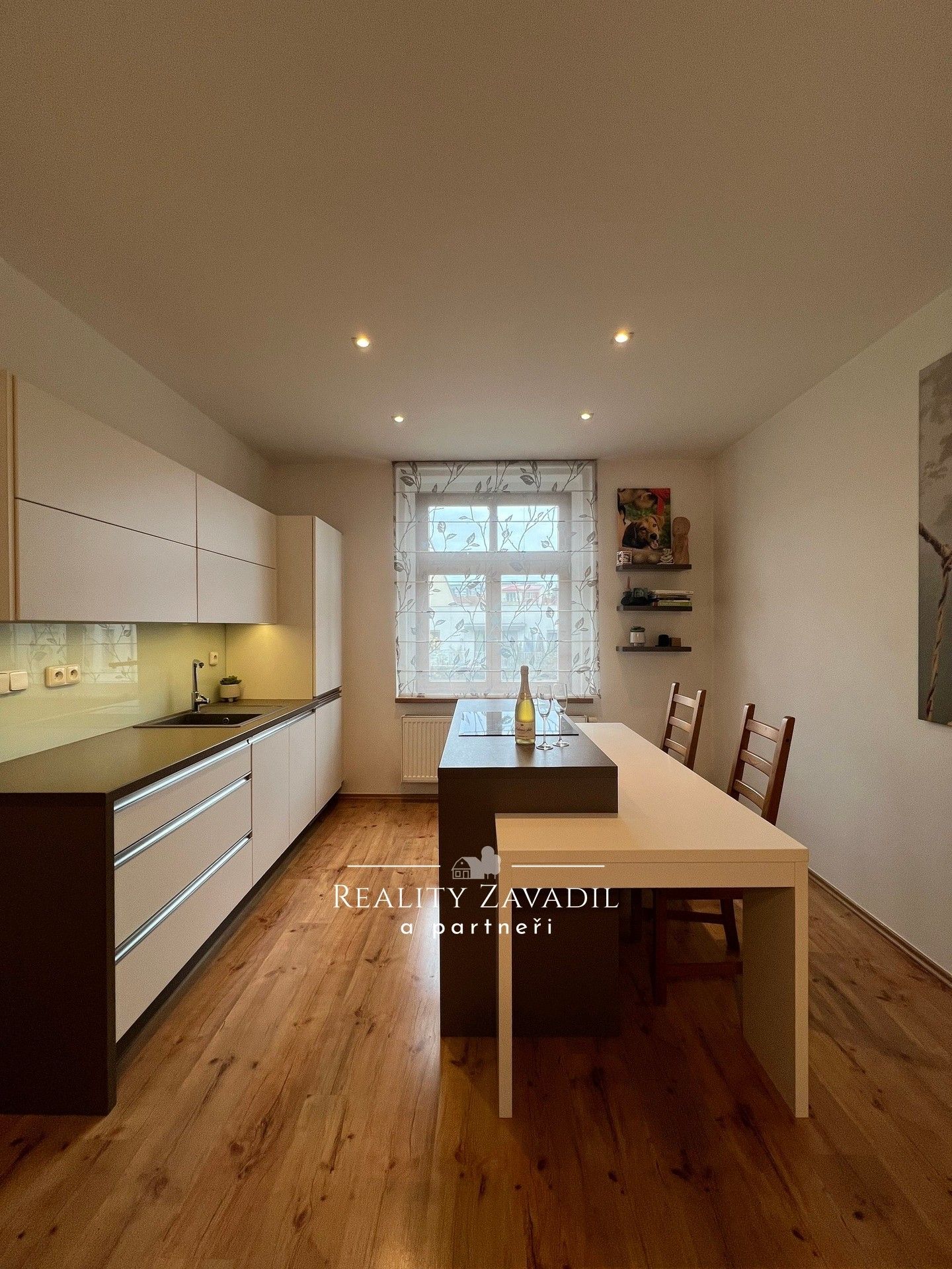 2+kk, Chaberská, Praha, 45 m²