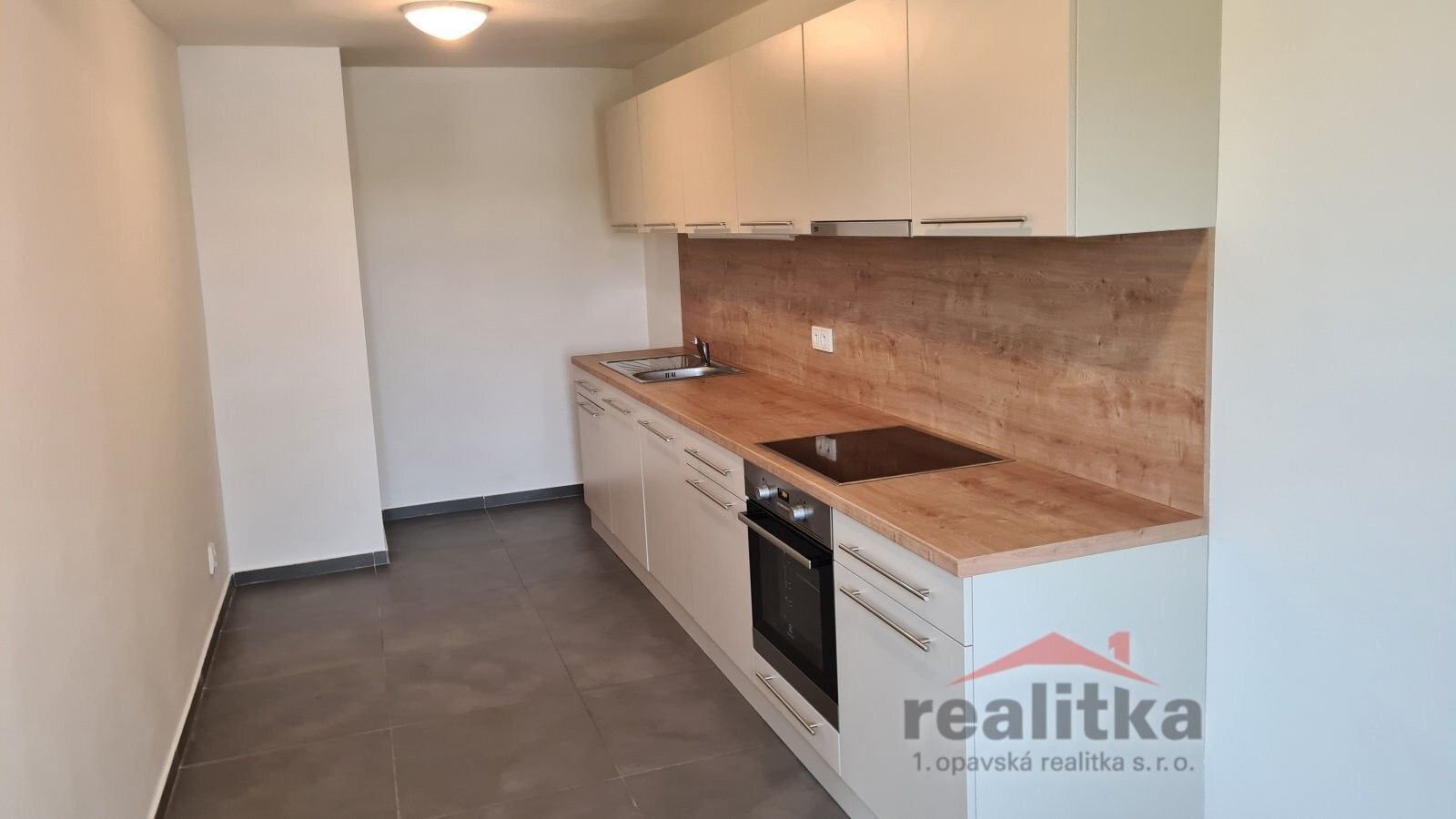 3+1, Mírová, Hněvošice, 90 m²