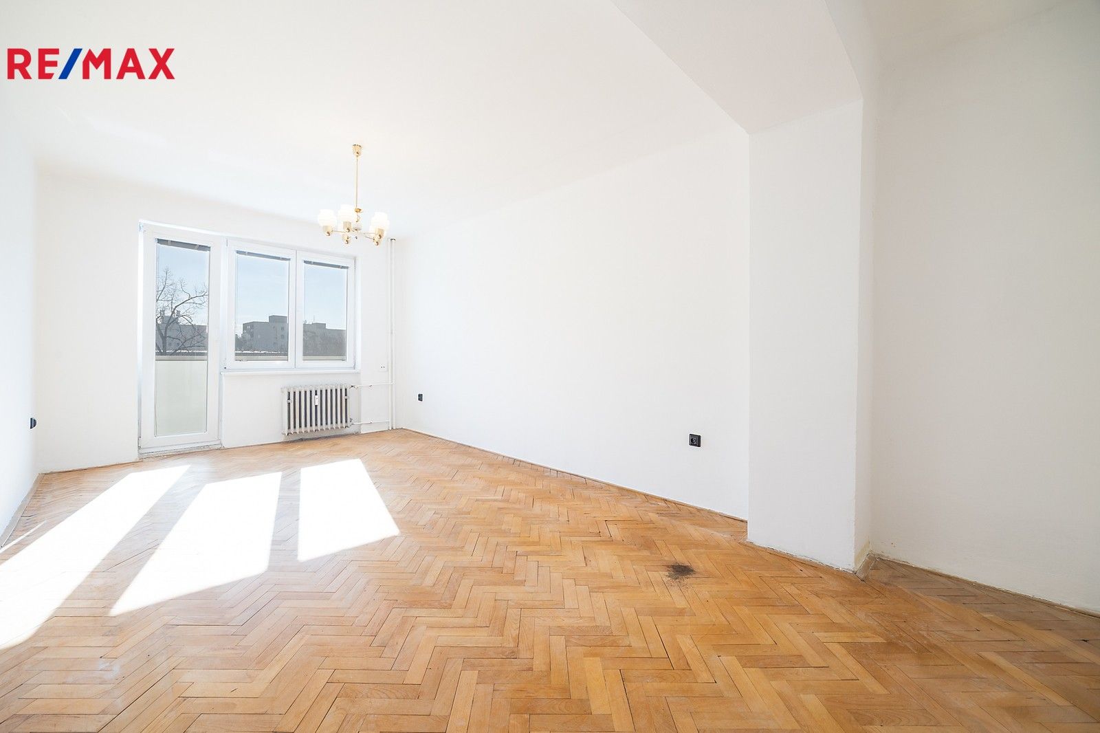 2+1, Pod lipami 2504, Praha, 53 m²