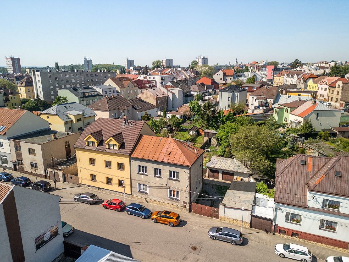 Rodinné domy, Mladá Boleslav, Středočeský kraj, 198 m² - 1