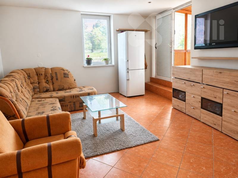 Chaty, Pod Kaštany, Český Krumlov Plešivec, 80 m²