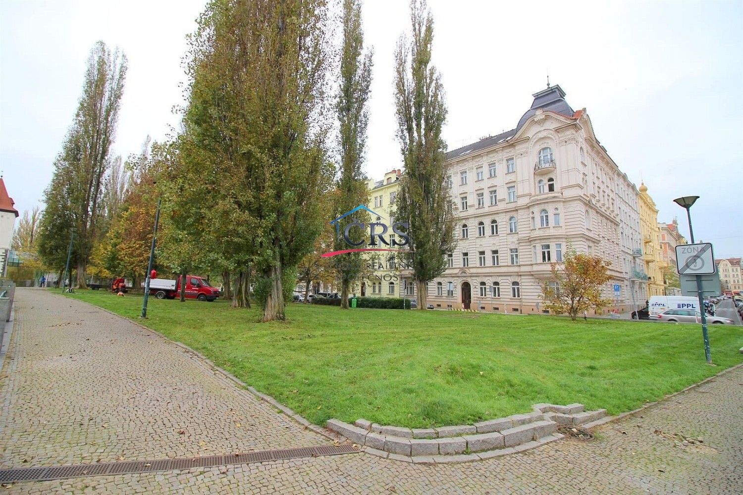 Byt 2+1 · 81 m² · Janáčkovo nábřeží, Praha 5 - Smíchov - 3