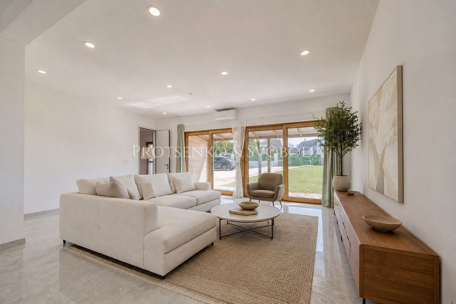 Rodinný dům · 342 m² · Vysoký Újezd, okres Beroun, Středočeský kraj - 3