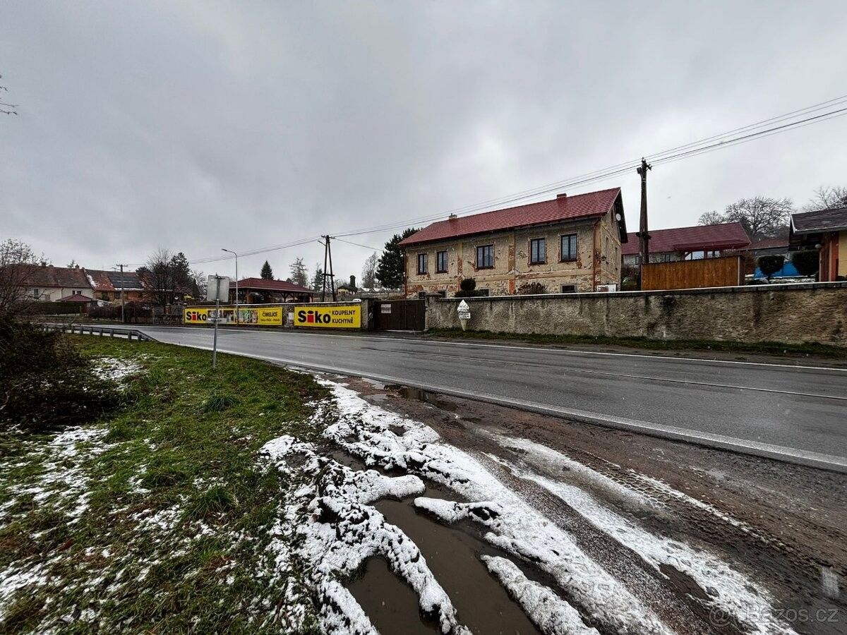 Rodinné domy, Lnáře, 387 42