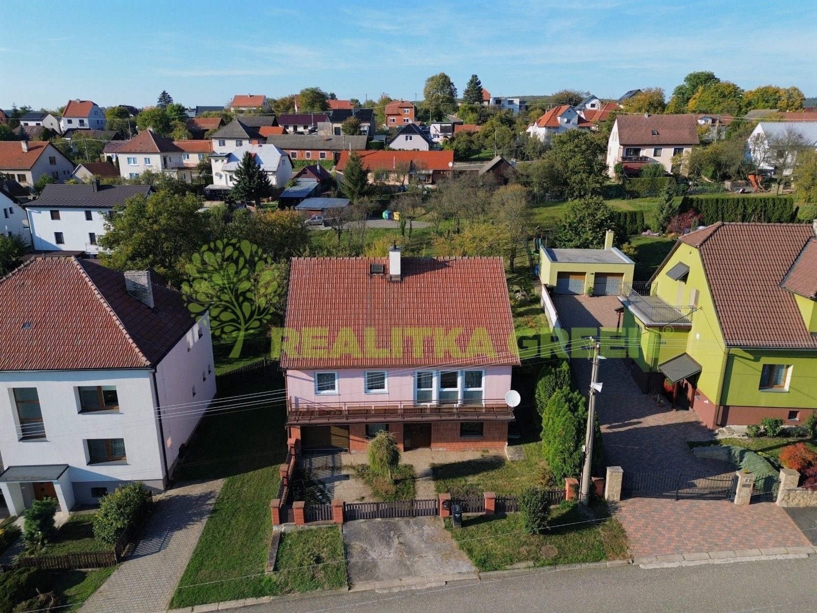 Prodej rodinný dům - Doubravy, 142 m² - 1