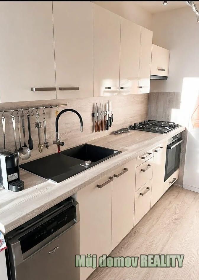 Byt 3+kk · 64 m² · Anny Drabíkové, Praha - 3