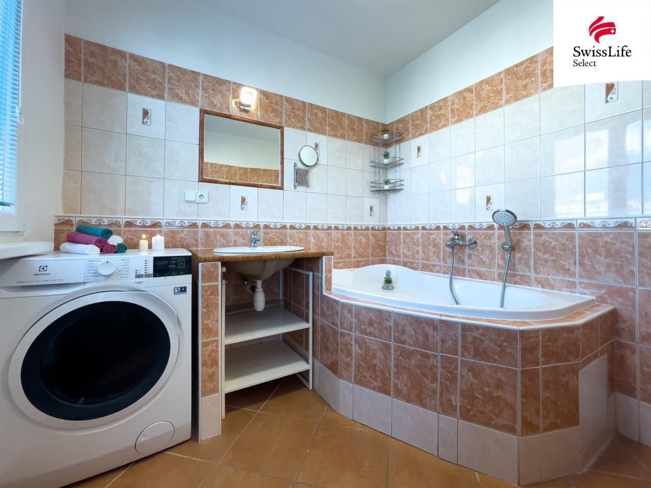 Pronájem byt 3+kk - Kosmonautů, Pardubice, 55 m²