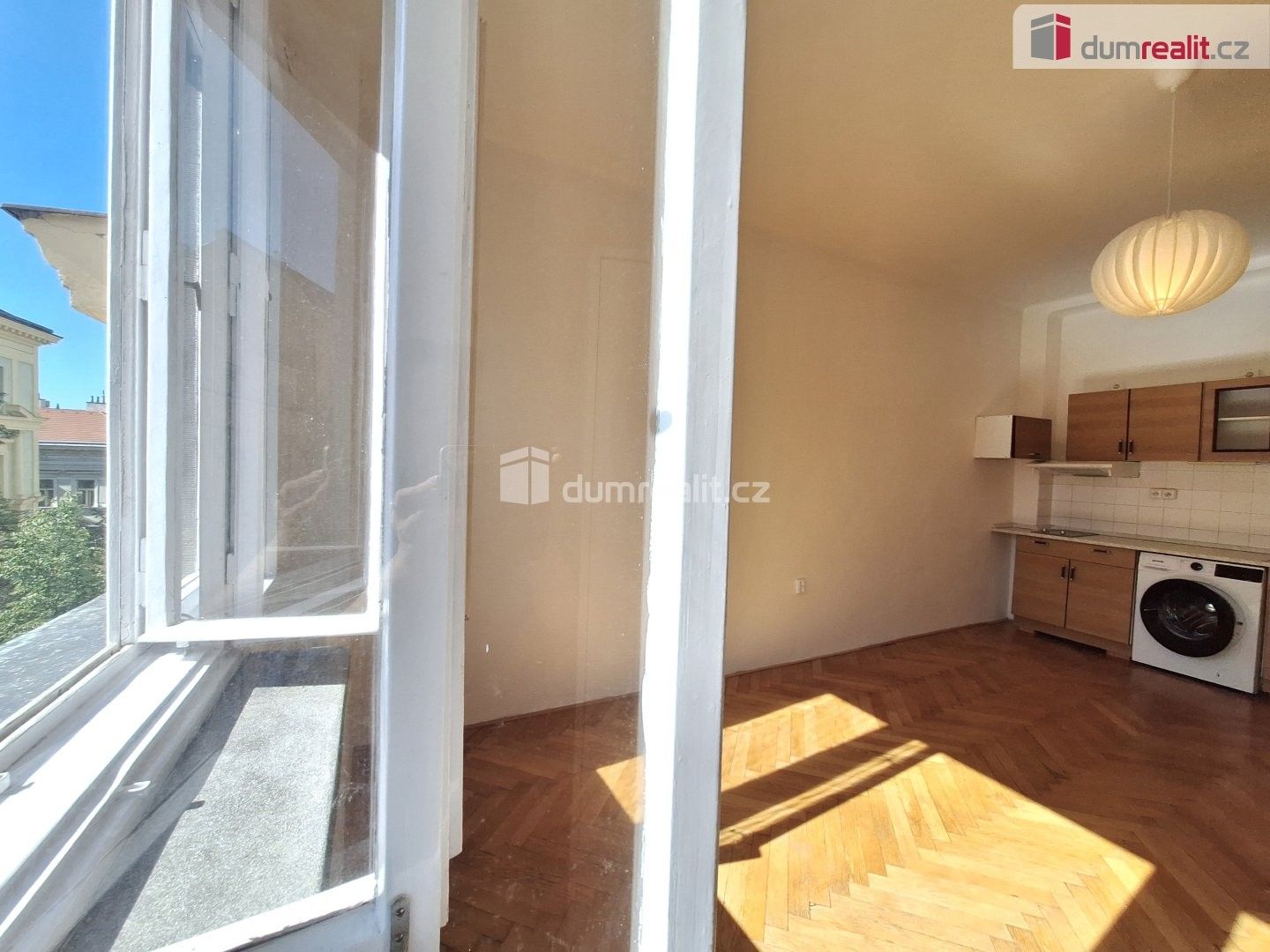1+kk, Jana Masaryka, Praha, 26 m² - 2