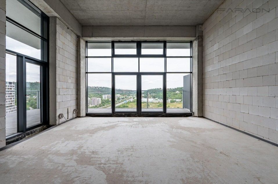 4+kk, Československého exilu, Praha, 136 m²