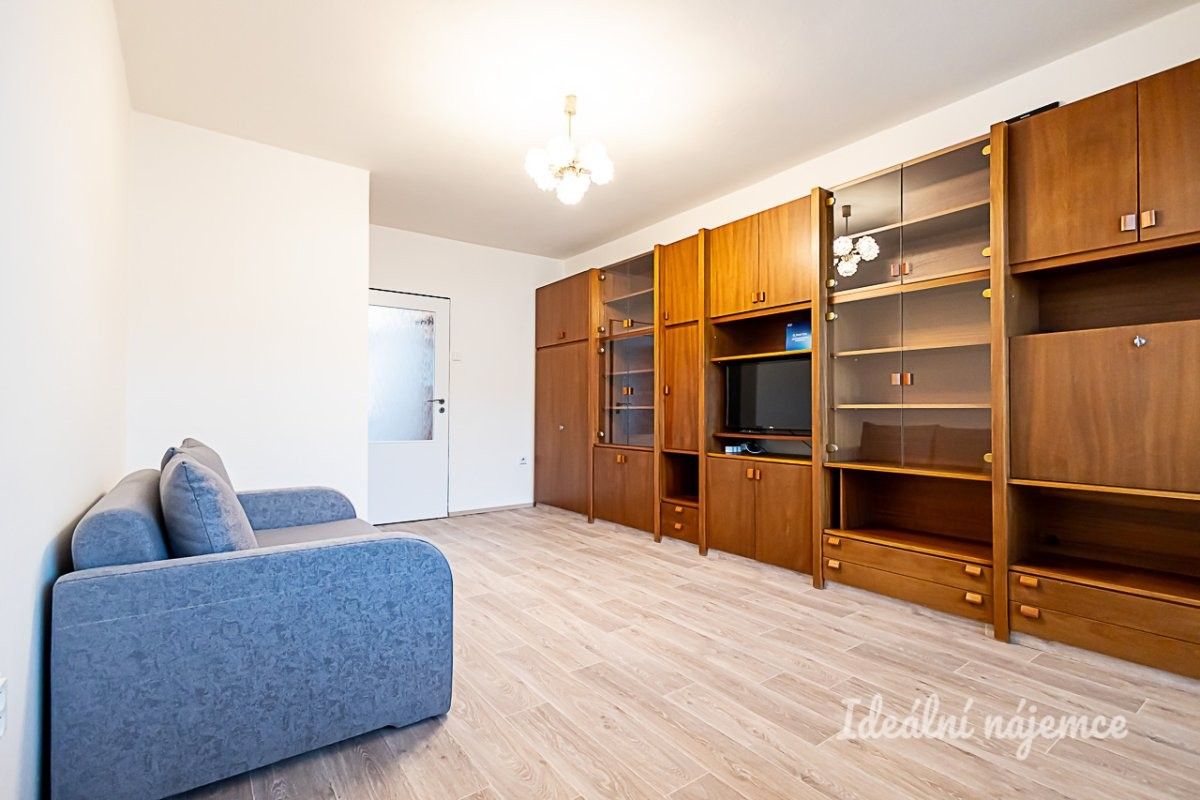 Pronájem byt 3+kk - Koněvova, Praha, 64 m²