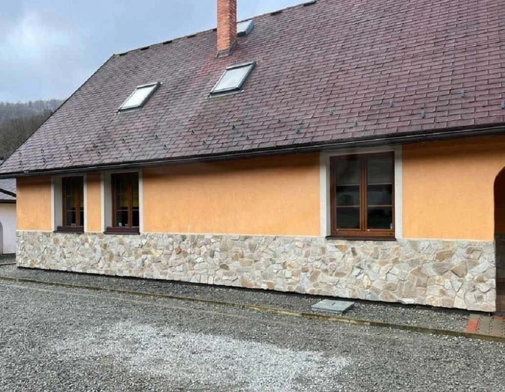 Prodej rodinný dům - Malá Veleň, 150 m²