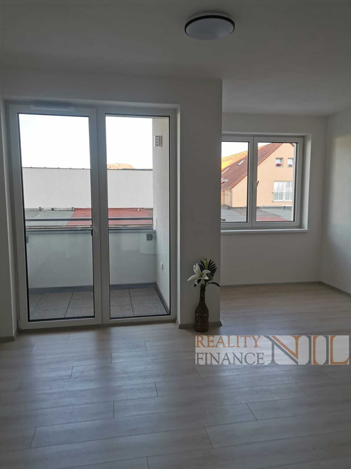 1+kk, Boettingerova 3056, Plzeň Jižní Předměstí, 39 m² - 2