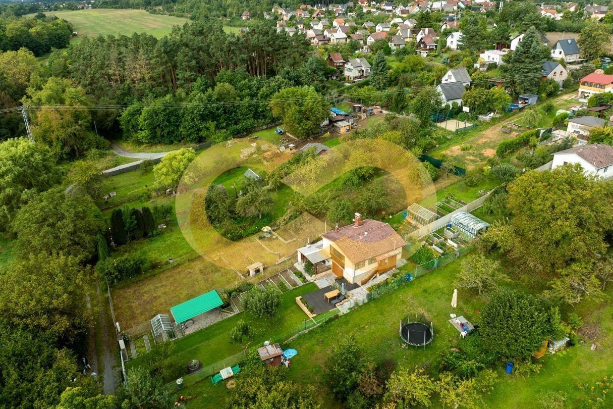 Zahrady, Osadní, Plzeň, 731 m²