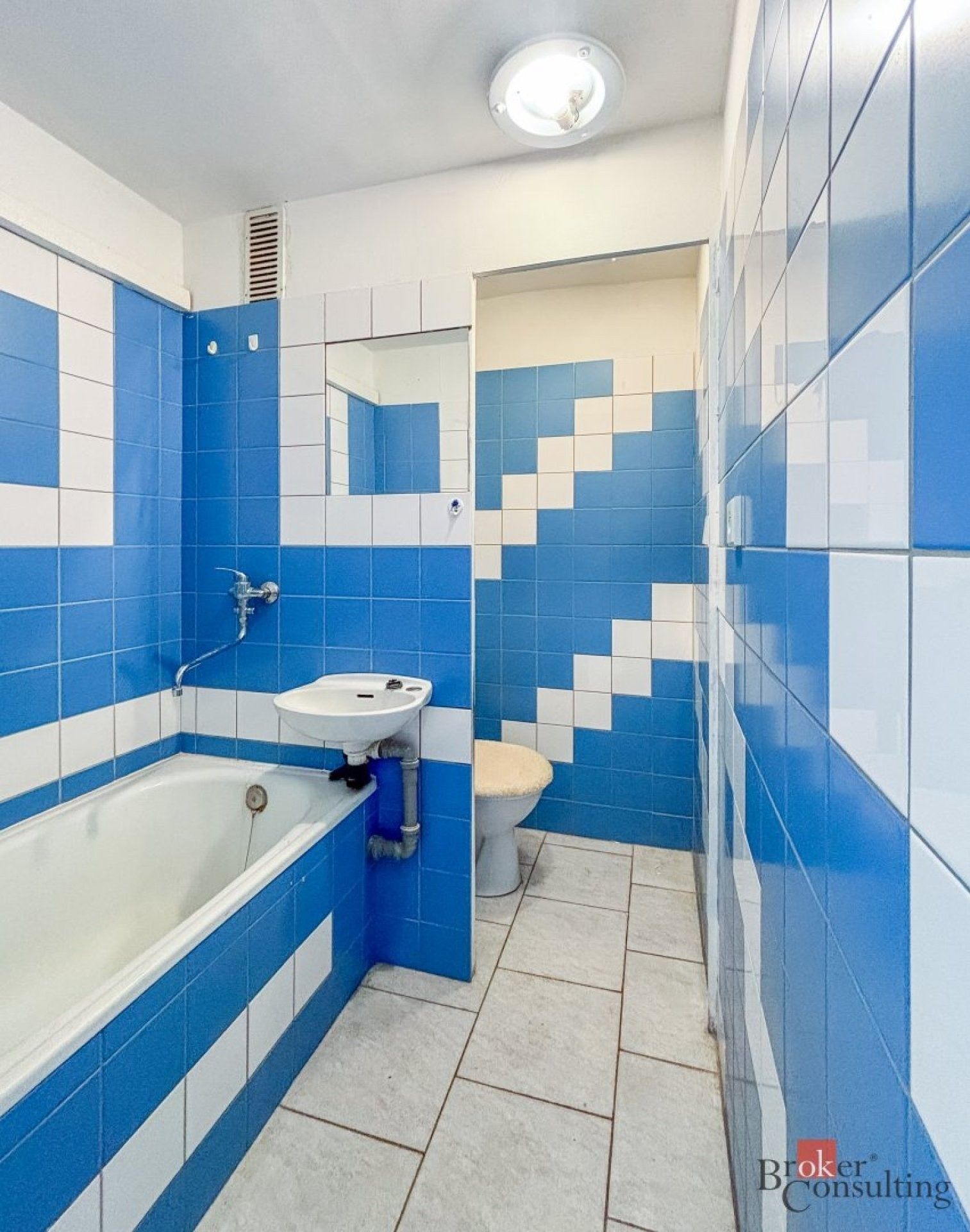Byt 1+1 · 35 m² · Školní, Děčín - 3