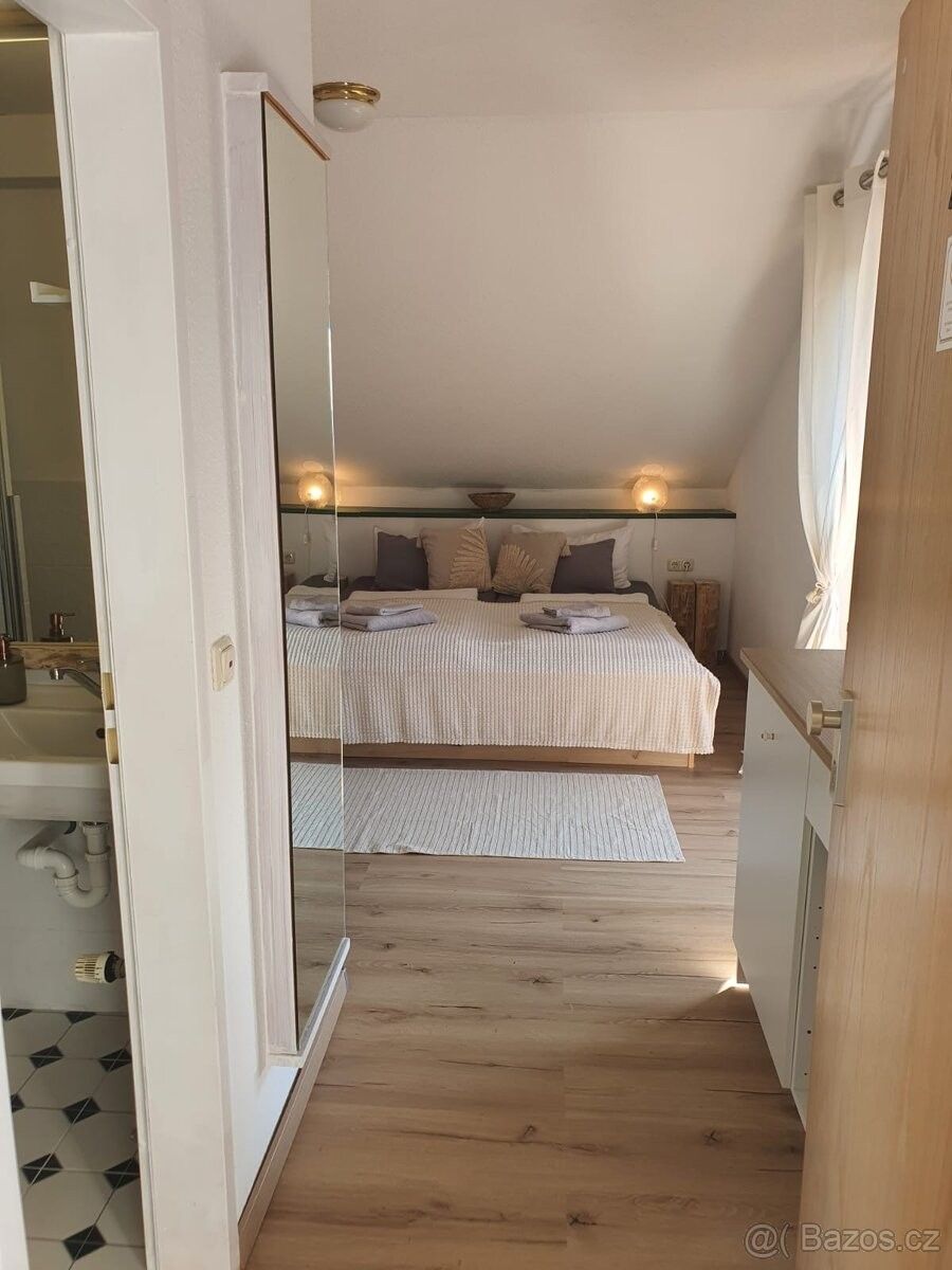 Prodej byt - Strážný, 384 43