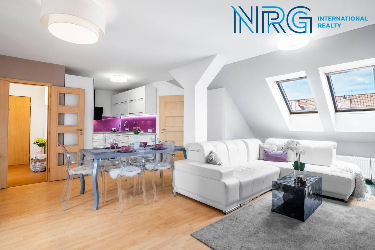 4+kk, Plzeňská, Králův Dvůr, 115 m²