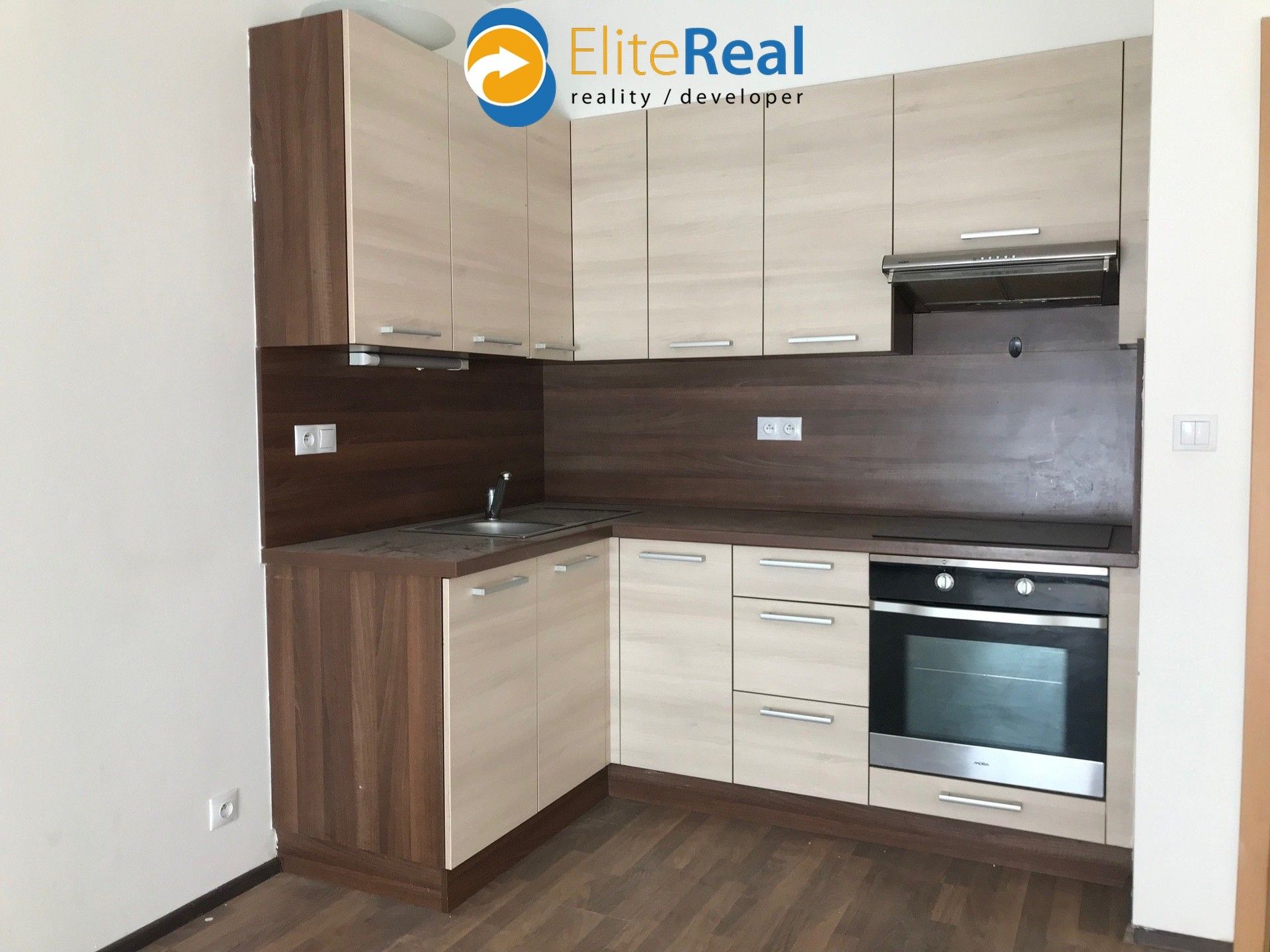 1+kk, tř. Míru, Olomouc, 27 m²