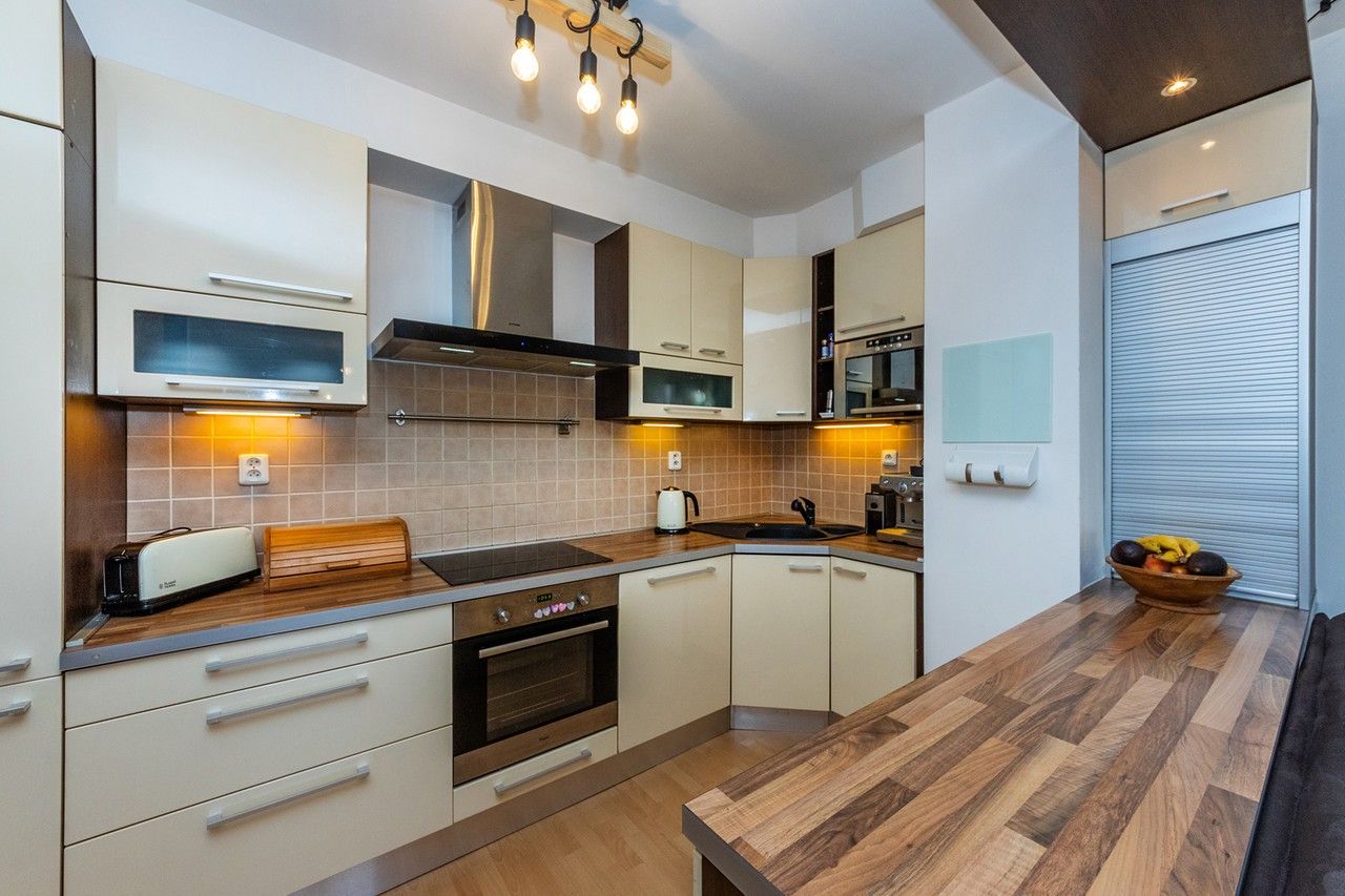3+kk, Marie Podvalové, Praha, 75 m² - 2