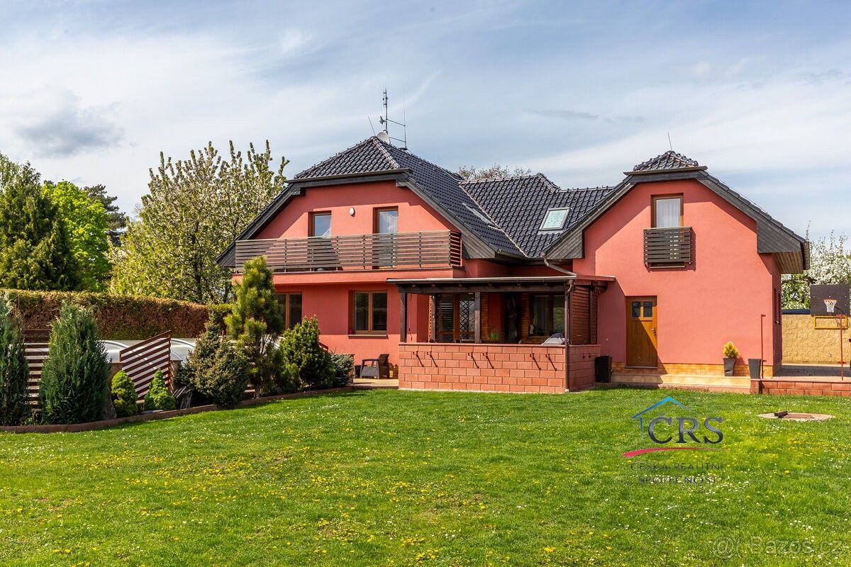 Rodinné domy, Jenštejn, 250 73