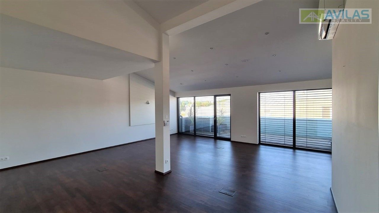 Pronájem kancelář - Husova, Benešov, 94 m²