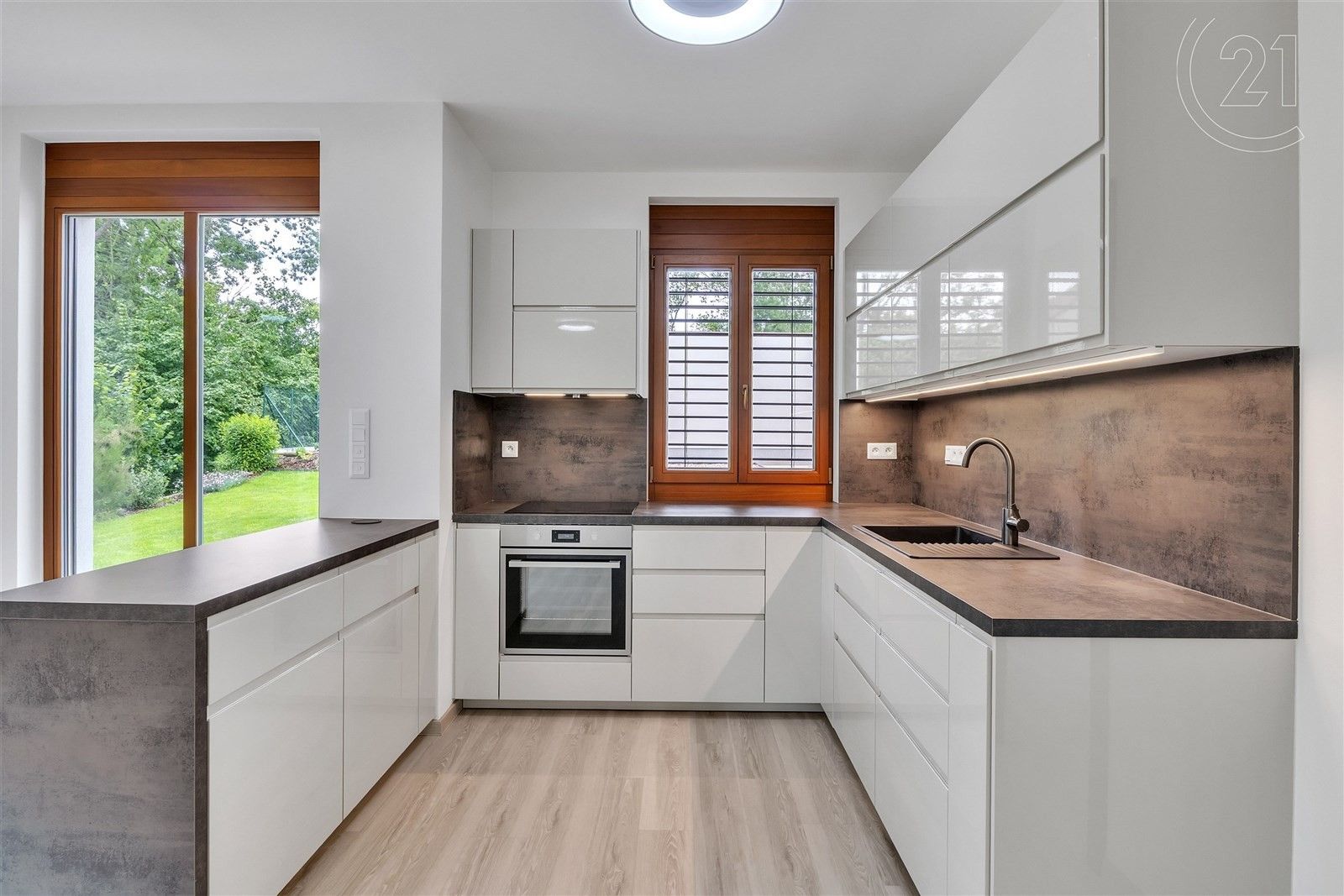 Ostatní, Za Svodnicí, Praha, 150 m²