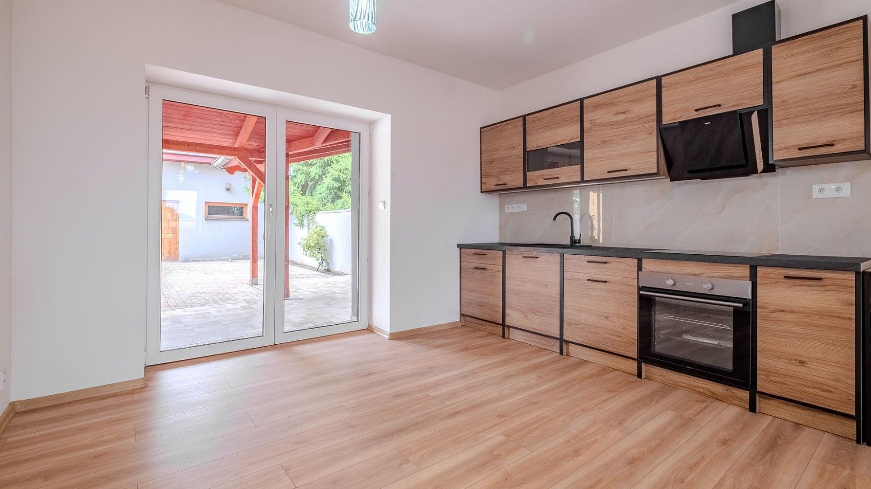 Rodinný dům · 181 m² · Vrbčany, okres Kolín, Středočeský kraj - 3