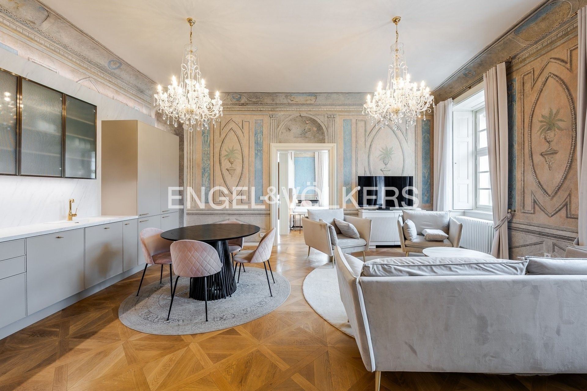 Pronájem byt 2+1 - Na Kampě 515, Praha, 98 m²