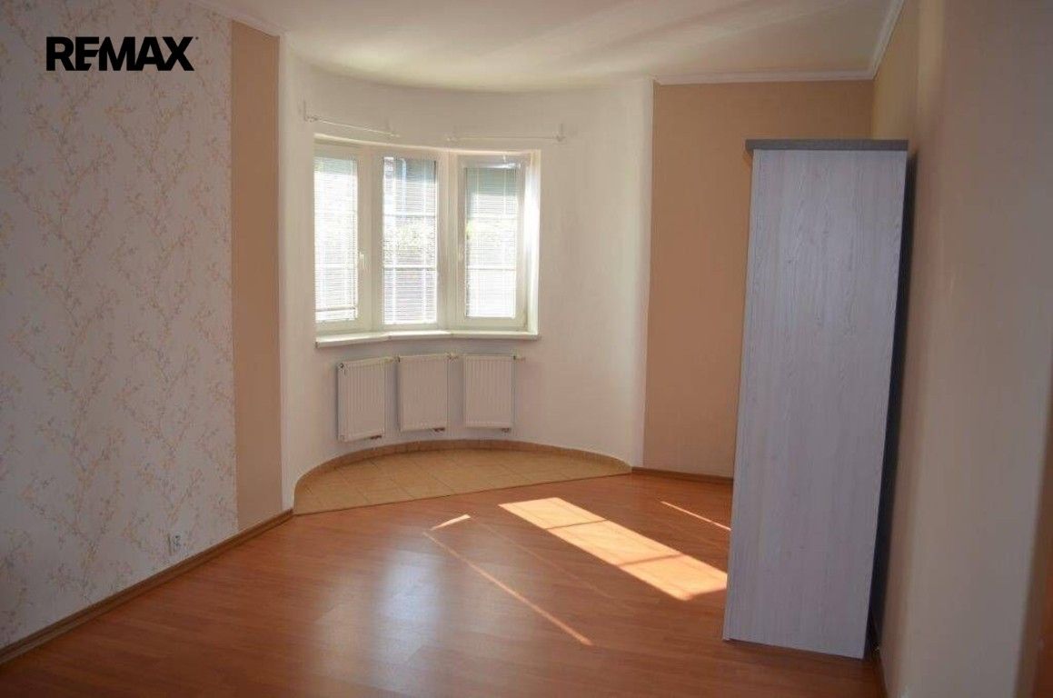 Pronájem rodinný dům - Hornopočernická, Praha Kbely, 289 m² - 5