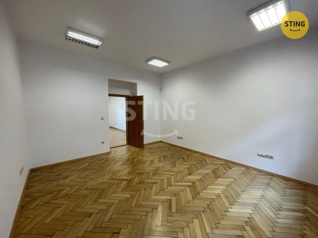 Pronájem kancelář - Smetanova  , Český Těšín, 108 m² - 5