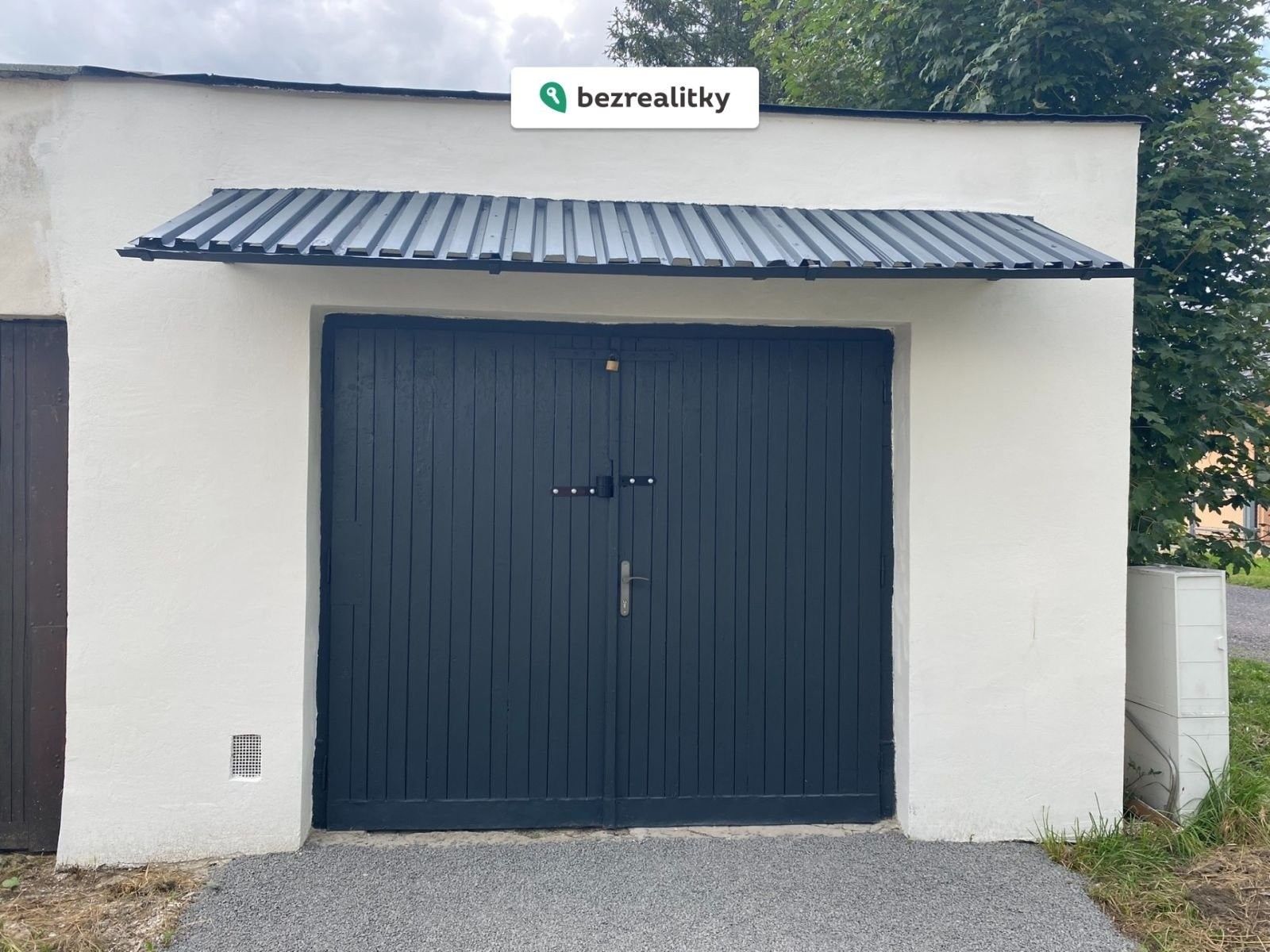 Garáže, Máchova, Liberec, 22 m²