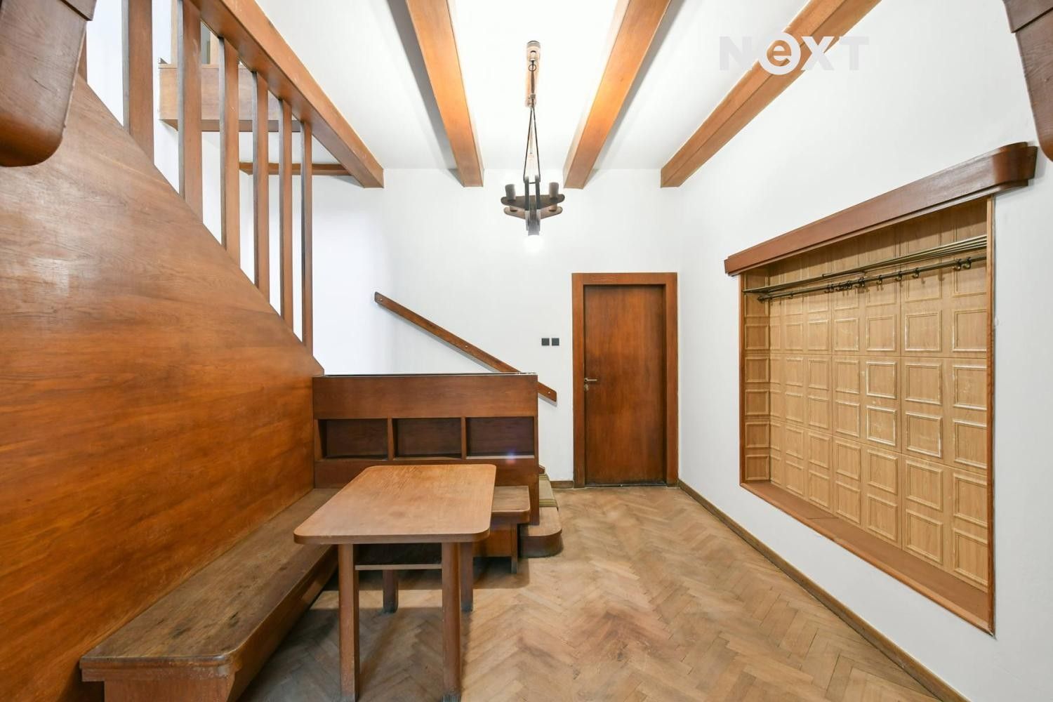 Vily, J. Hory 1386, Kladno, 320 m² - 2