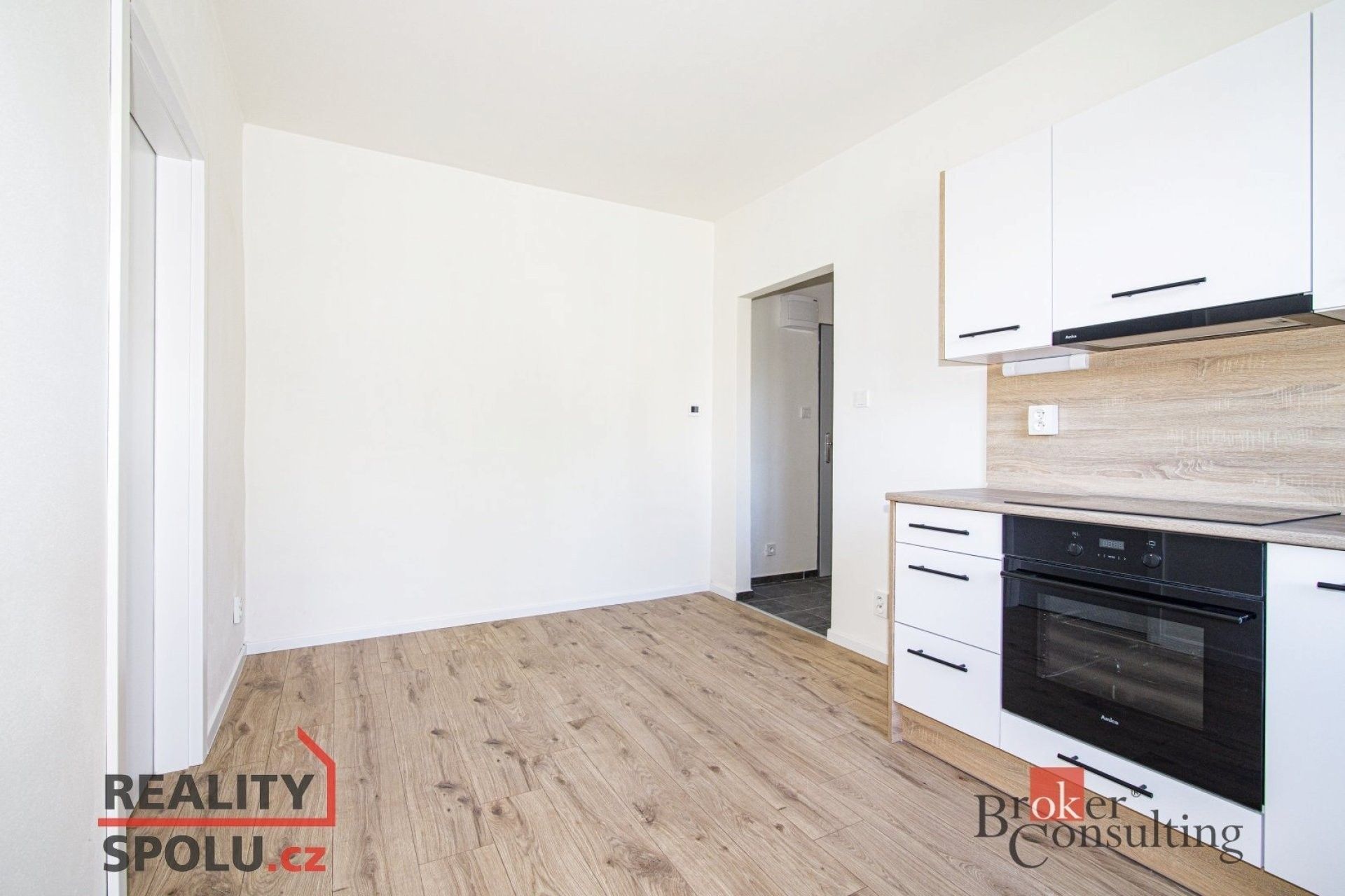 Prodej byt 1+1 - Cottonové, Ostrava, 37 m²