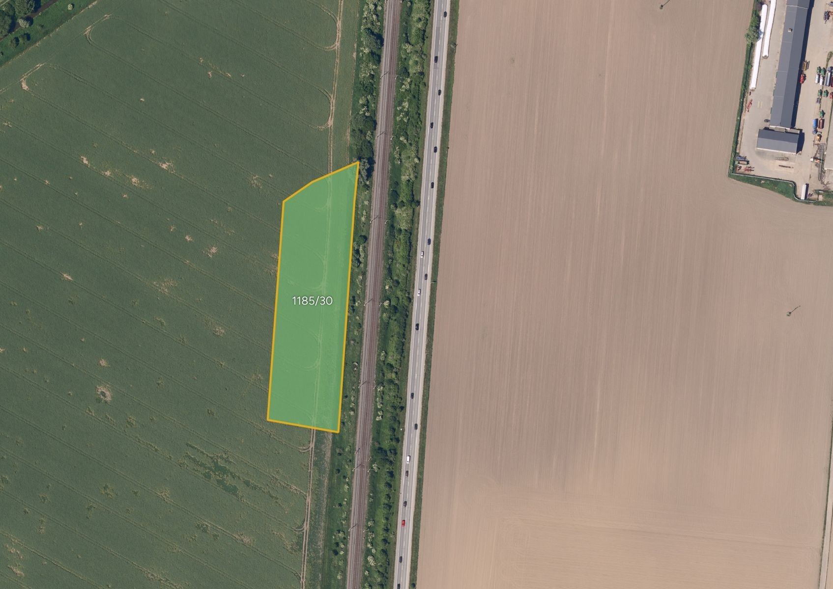 Zemědělský pozemek, 9 823 m²