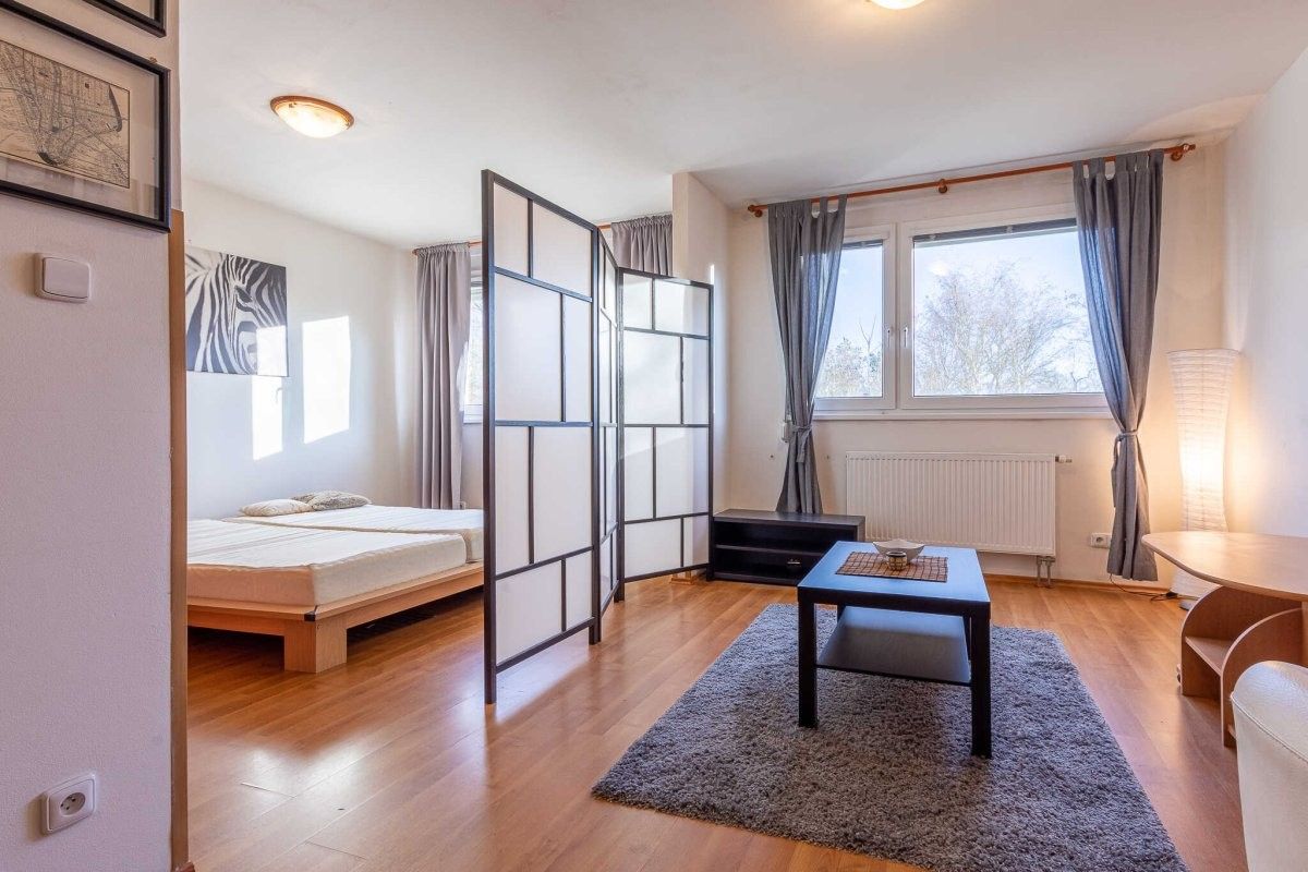 2+kk, Mráčkova, Praha, 45 m²