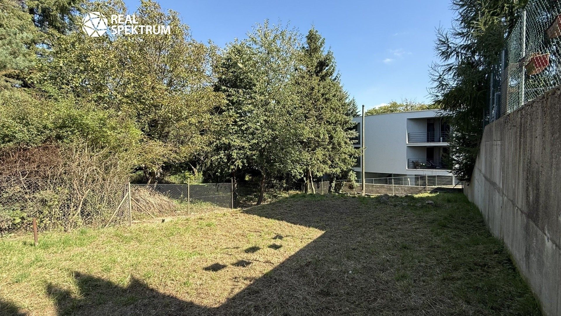 Pozemek pro bydlení, 323 m²