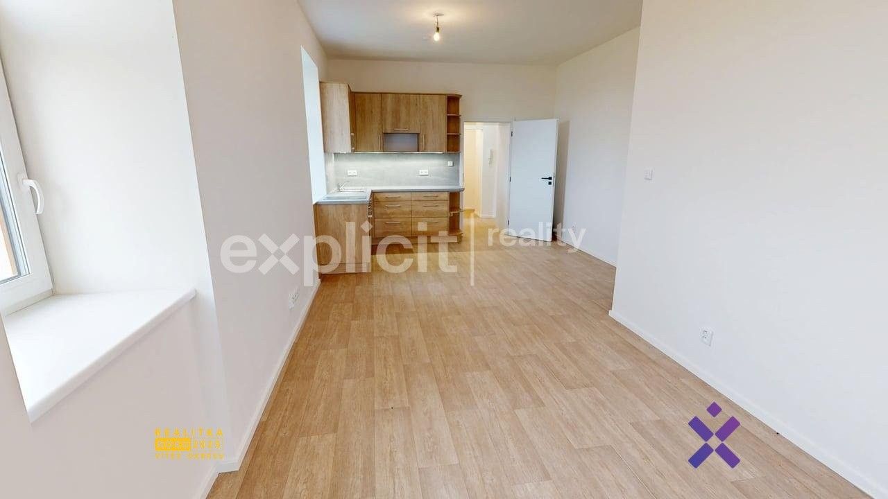 Byt 2+kk · 45 m² · Hostovlice - 4