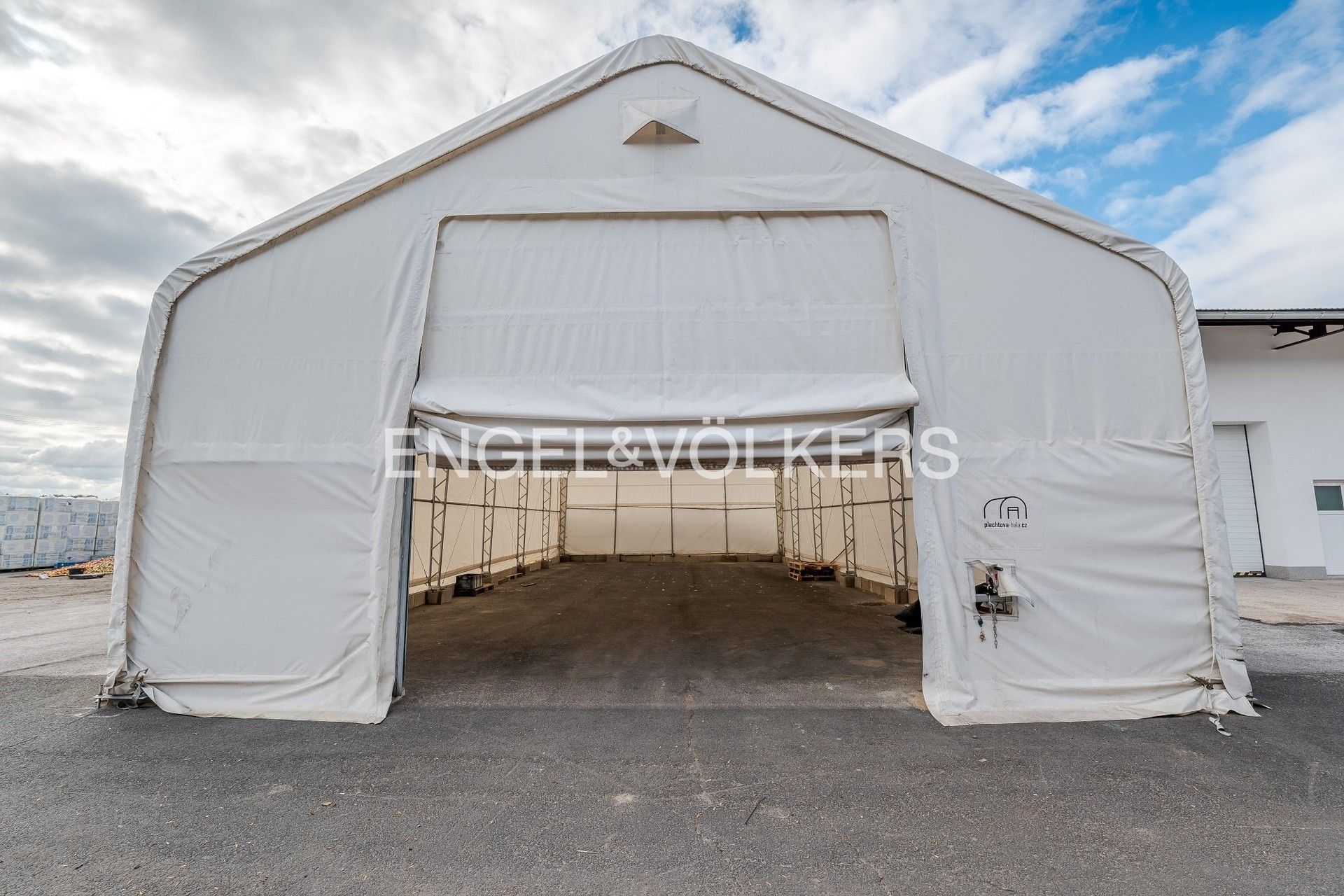 Pronájem sklad - Na stávku, Smidary, 174 m²