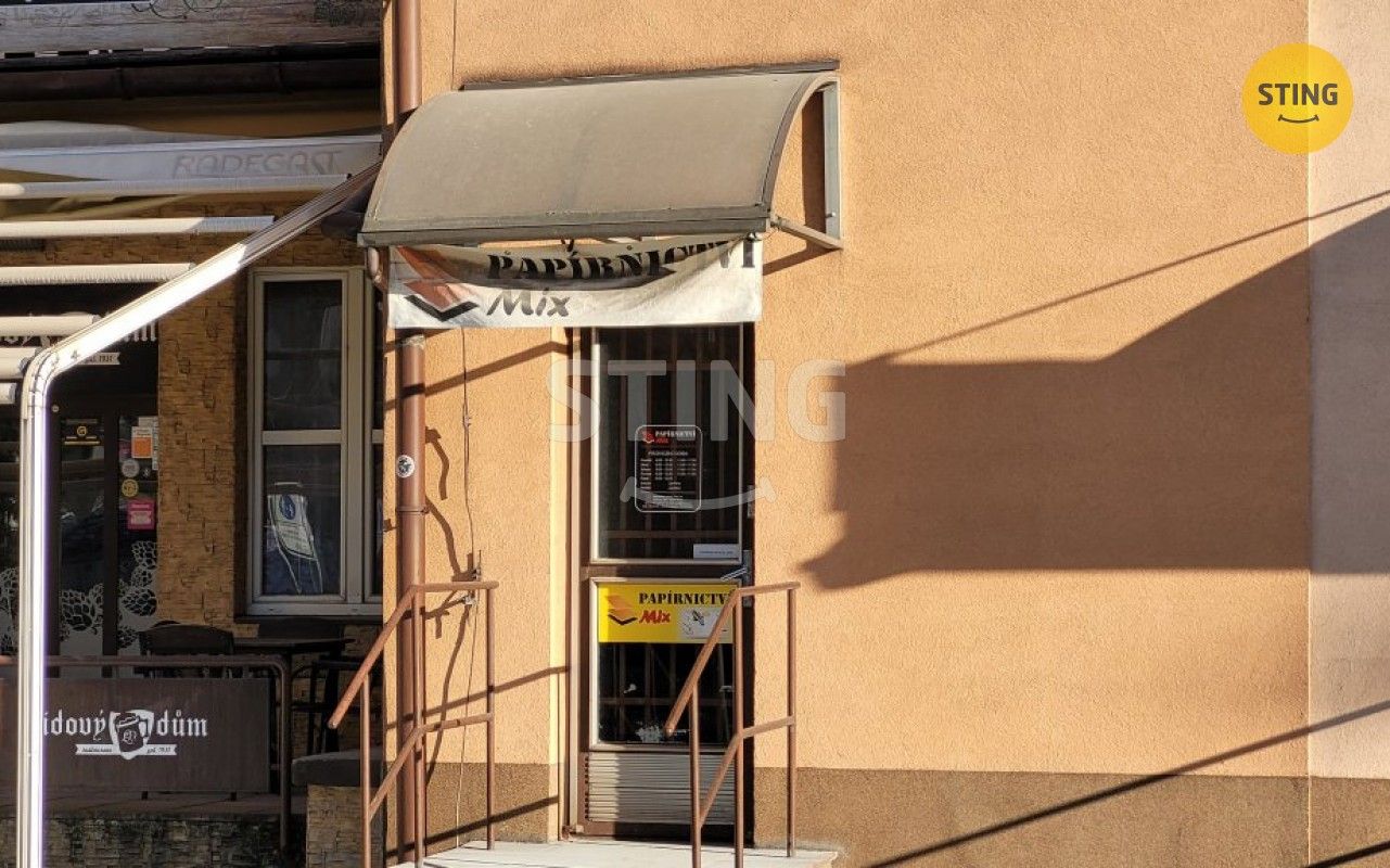 Pronájem obchodní prostory - nám. Míru, Třinec, 25 m²