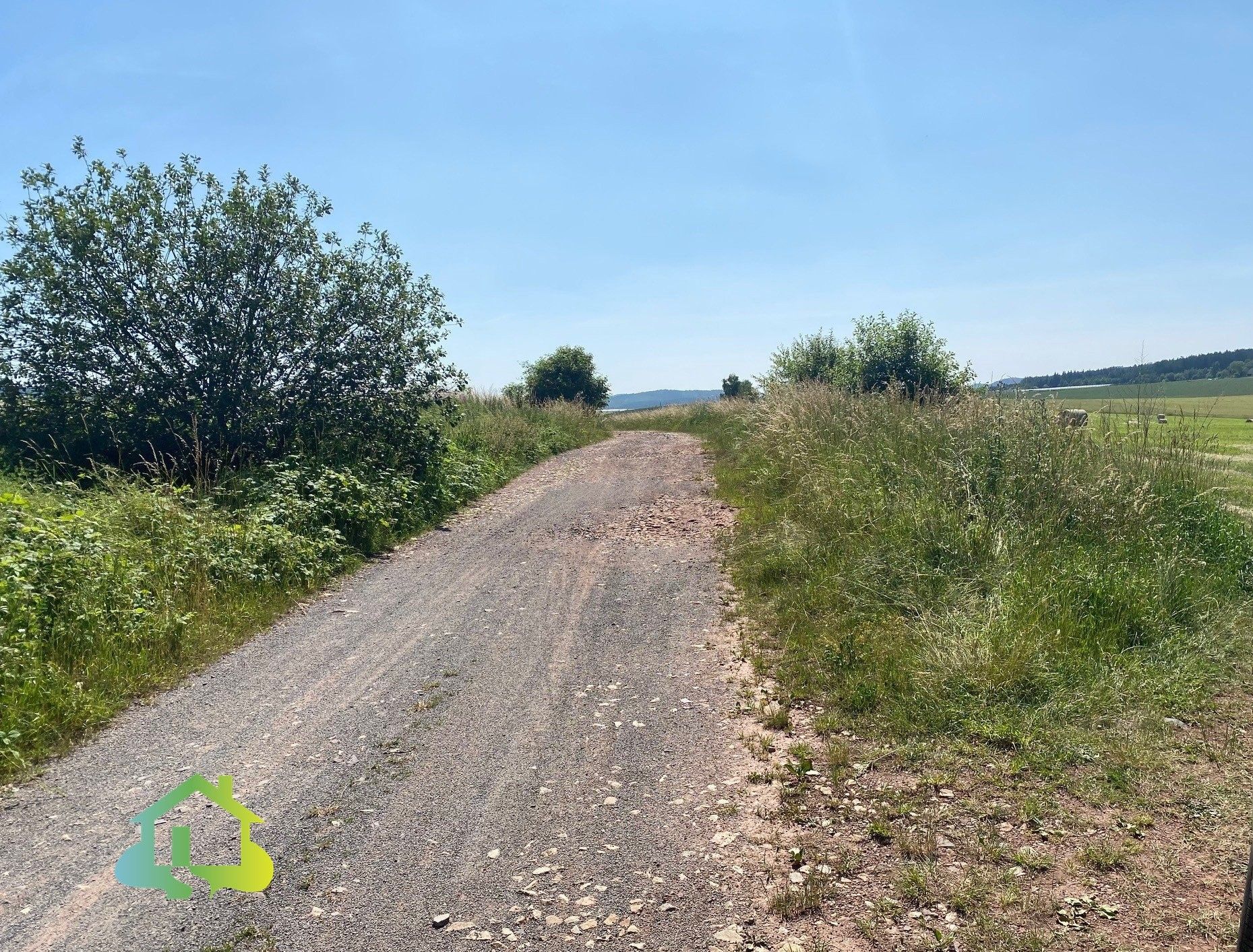 Prodej komerční pozemek - Těně, 57 493 m²