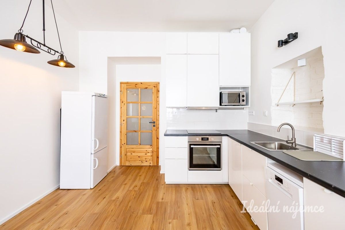 3+kk, Bulharská, Praha, 62 m² - 1