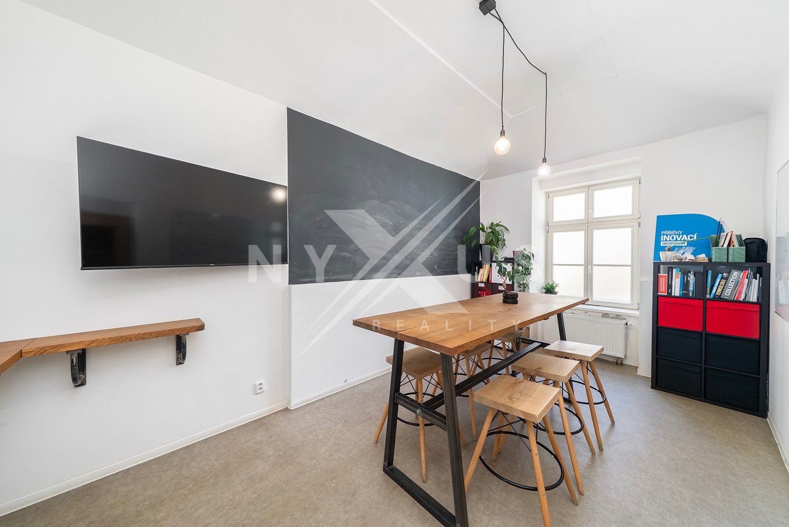 Pronájem kancelář - Bubenská, Praha, 84 m²