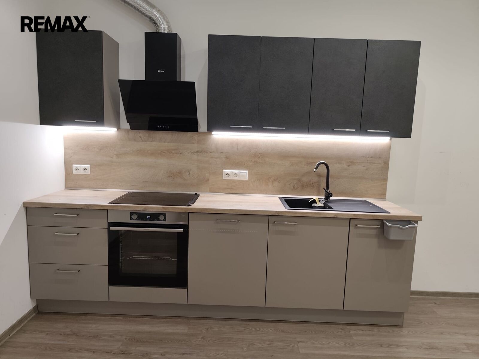 2+kk, Moskevská 1587, Karlovy Vary, 70 m² - 2